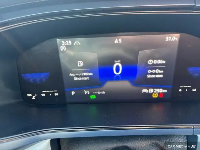 2022 Volkswagen Taos Comfortline in Cars & Trucks in Grande Prairie - Image 16