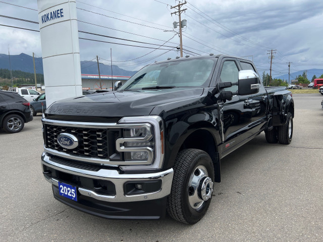 2025 Ford F-350 King Ranch KING RANCH F350 HIGH OUTPUT 6.7L D... in Cars & Trucks in Nelson - Image 4