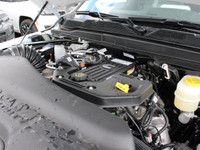 4x4, 6.7L Cummins HO Turbo Diesel, 8-Speed TorqueFlite HD, Tow Technology Plus Group, Power Sunroof,... (image 8)