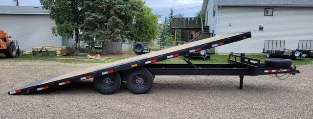 22ft Deck-over Tilt 16,000lb GVWR in Cargo & Utility Trailers in Fort St. John - Image 3