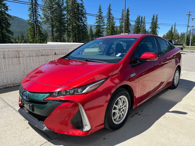2019 Toyota Prius Prime Heated seats, adaptive cruise control, f in Cars & Trucks in Cranbrook - Image 3
