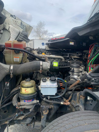 Ryder Stock ID: 799618 Transmission Type/Speed: Auto 13 Engine: DIESEL DD15 GHG'17 475/1625 Horse Po... (image 9)