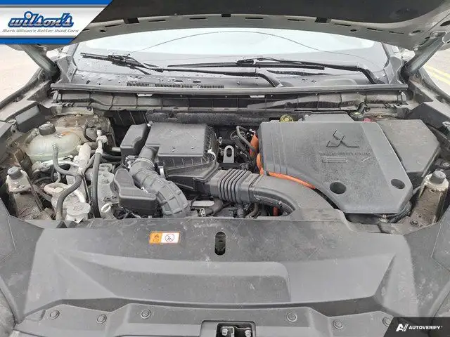 2024 Mitsubishi Outlander Plug-In Hybrid LE PHEV AWD | 7 Pass in Cars & Trucks in Guelph - Image 10