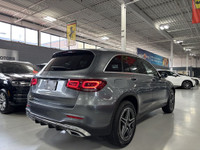 **MONTH-END SPECIAL!** FEATURING : 4MATIC AWD, DUAL SUNROOF, WOOD TRIMS, MULTIBEAM LED HEADLIGHTS, M... (image 4)