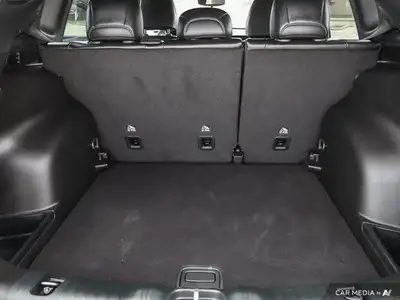 2024 Jeep Compass Altitude | Heated Seats | Rain Sensing Wipers, View more