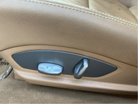 Accident free clean Carfax and in pristine condition Porsche Panamera 4 All Wheel Drive. This Canadi... (image 9)