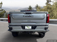4WD Crew Cab 159 Denali Ultimate Engine: Turbocharged Diesel V8 6.6L/ Safety Equipment StabiliTrak,... (image 4)