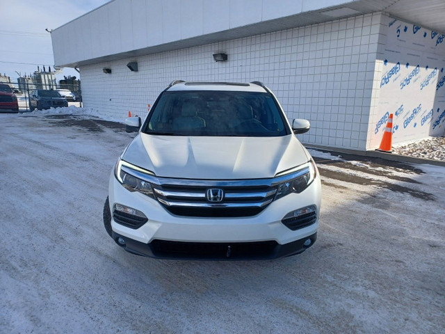 2016 Honda Pilot EX-L RES DVD PLAYER WITH SCREEN IN THE BACK... in Cars & Trucks in Regina - Image 2