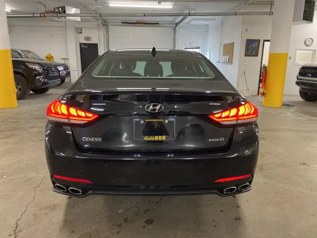 2015 Hyundai Genesis Sedan Ultimate in Cars & Trucks in Calgary - Image 7