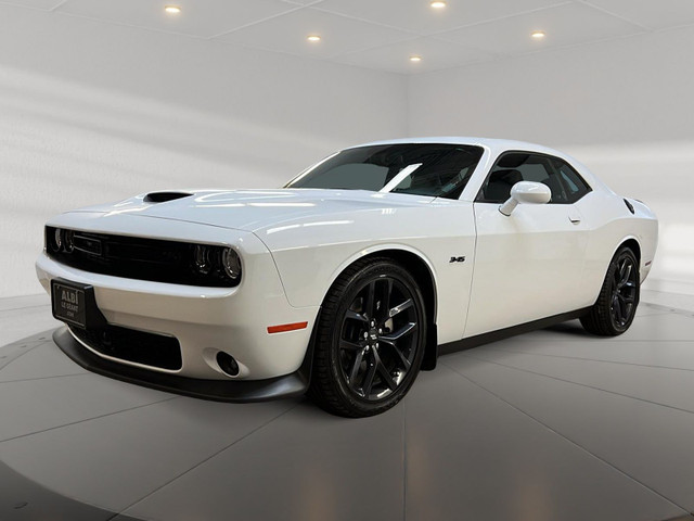 2023 Dodge Challenger R/T PLUS 5.7L TOIT in Cars & Trucks in Laval / North Shore