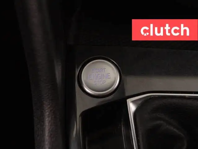 2022 Volkswagen Tiguan Comfortline AWD w/ Apple CarPlay & Androi in Cars & Trucks in City of Toronto - Image 40
