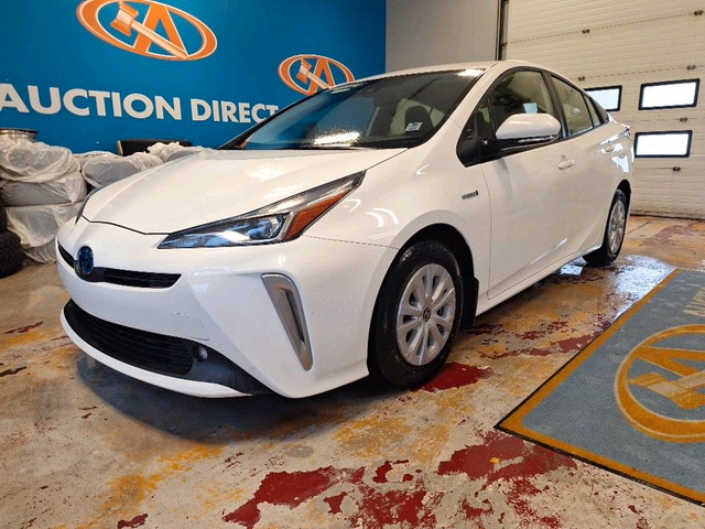 2022 Toyota Prius AWD! BACK UP CAMERA! FINANCE NOW! in Cars & Trucks in Bedford