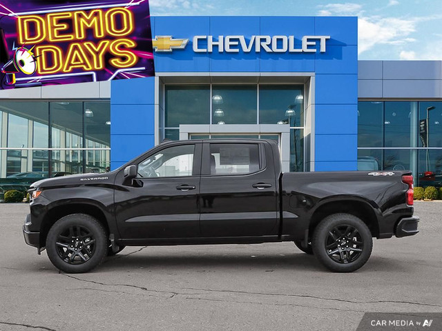 2025 Chevrolet Silverado 1500 Custom in Cars & Trucks in London - Image 3