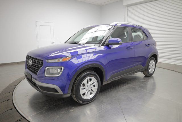 2023 Hyundai Venue Preferred in Cars & Trucks in Calgary - Image 4