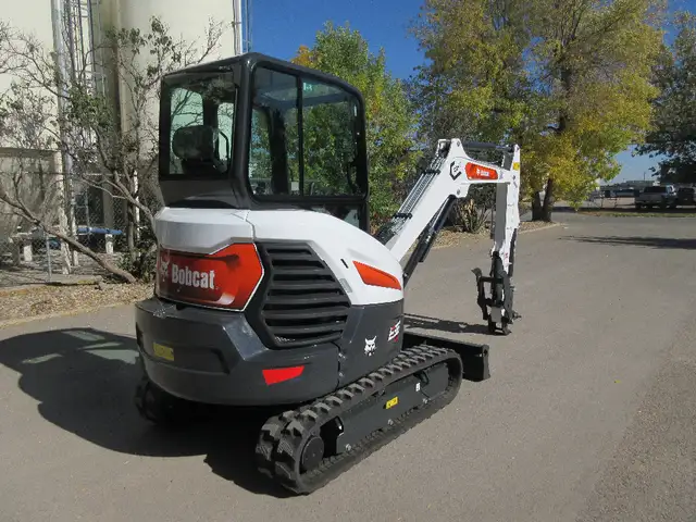 2024 Bobcat E32 in Heavy Equipment in Lethbridge - Image 11