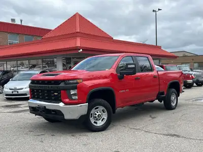 CARFAX VERIFIED ONE OWNER! SILVERADO 2500HD CREW CAB LONG BOX 8 FEET 4X4 6.6L V8 GASOLINE AUTO LOW K...