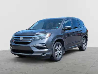 Pilot EX-L RES AWD with 8-Passenger Seating, and Rear DVD Player!Command the road with this 2017 Hon...