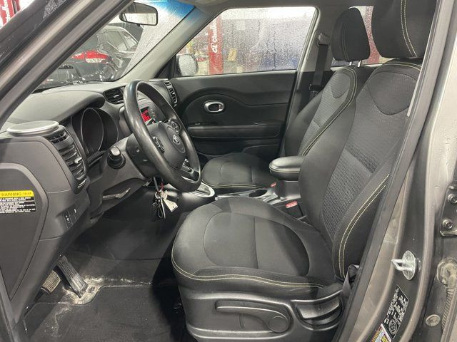 2015 Kia Soul EX | 2.0L Engine | One Owner | Heated Seats in Cars & Trucks in Calgary - Image 4