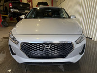 Welcome Ontario customers! All our vehicles are Ontario safety check/e-tested. We offer financing ad... (image 2)
