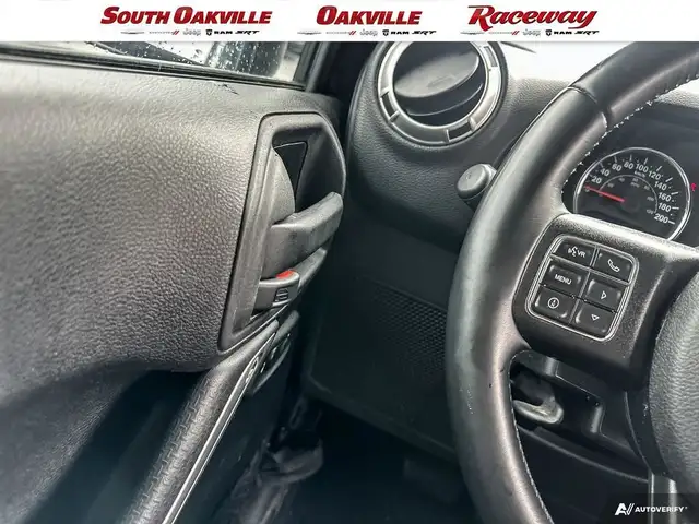 2017 Jeep Wrangler UNLIMITED SAHARA | HEATED SEATS | 1 OWNER | in Cars & Trucks in Oakville / Halton Region - Image 15