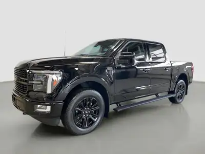 // USED VEHICLE // // LOW KILOMETRES // // LOCATED IN MOOSE JAW // Experience the perfect blend of l...