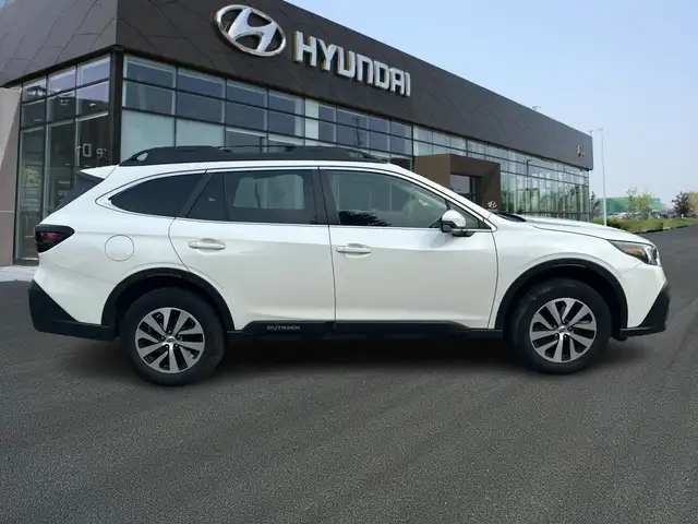 2022 Subaru Outback Touring in Cars & Trucks in Oshawa / Durham Region - Image 5