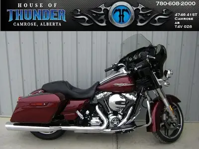 2014 Harley-Davidson FLHXS Street Glide Special When it comes to stripped down bagger style , highwa...