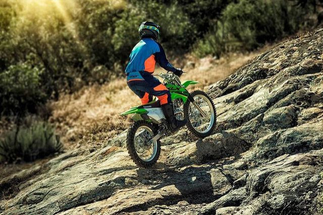2025 Kawasaki KLX140R L in Dirt Bikes & Motocross in Kelowna - Image 2