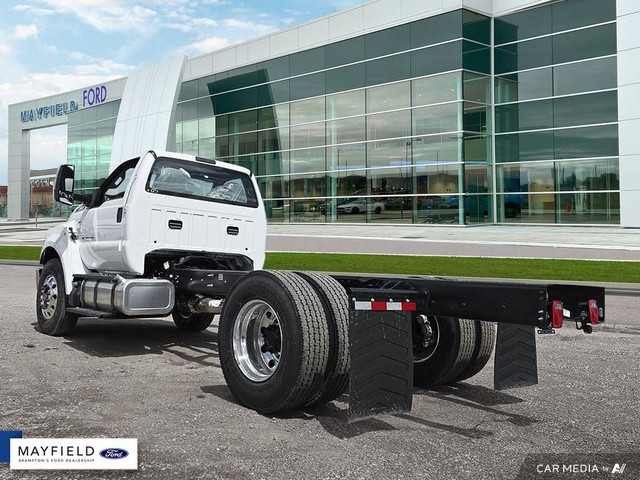 2026 Ford F750 Chassis Truck in Cars & Trucks in Mississauga / Peel Region - Image 4