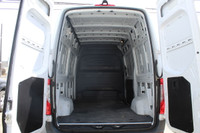FREE CARFAX REPORT AVAILABLE ALL BRND NEW BRIDGESTONE ALL SEASON TIRES JUST INSTALLED 2 PASSENGER EL... (image 3)