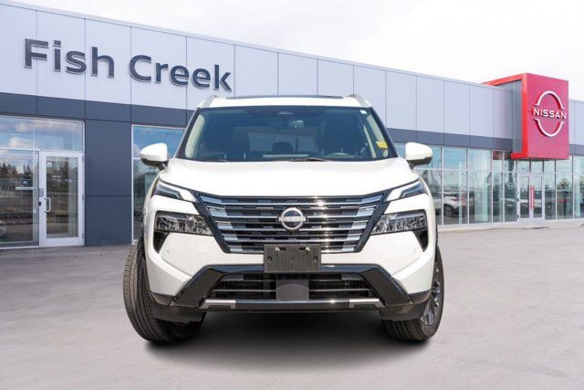 2024 Nissan Rogue Platinum | Nissan Executive Demo | No in Cars & Trucks in Calgary - Image 2