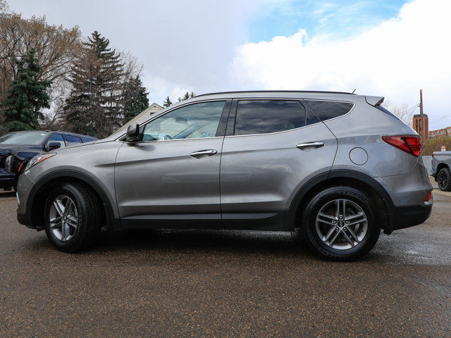 2018 Hyundai Santa Fe Sport Heated Seats Back Up Cam Keyless in Cars & Trucks in Edmonton - Image 3