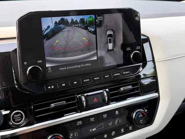 2022 Nissan Pathfinder SL in Cars & Trucks in Markham / York Region - Image 29