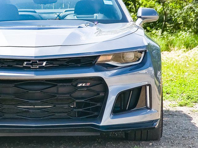 2022 Chevrolet Camaro ZL1 / 10 SPEED TRANSMISSION in Cars & Trucks in Edmonton - Image 4