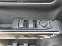 2022 Chevrolet Silverado 1500 Double Cab 4WD LT with the 5.3L and only 75,000kms. This truck is equi... (image 9)