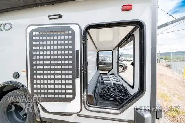 2025 Winnebago Ekko 22A AWD POP-TOP in RVs & Motorhomes in Kelowna - Image 62