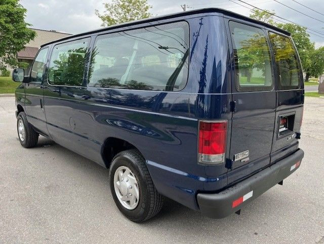 2010 Ford Econoline Wagon E-150 XLT **8 PASSENGER-CERTIFIED-4 TO in Cars & Trucks in City of Toronto - Image 3