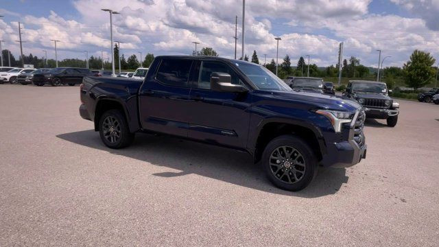 2022 Toyota Tundra Platinum | 4X4 | Leather | Sunroof in Cars & Trucks in Prince George - Image 2