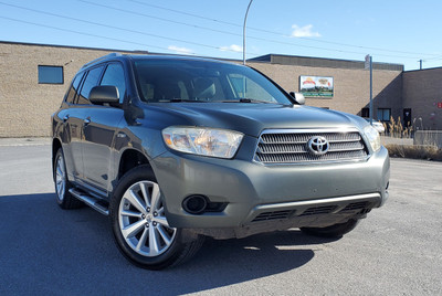 2009 Toyota Highlander hybrid AWD/8 places/Très propre!!