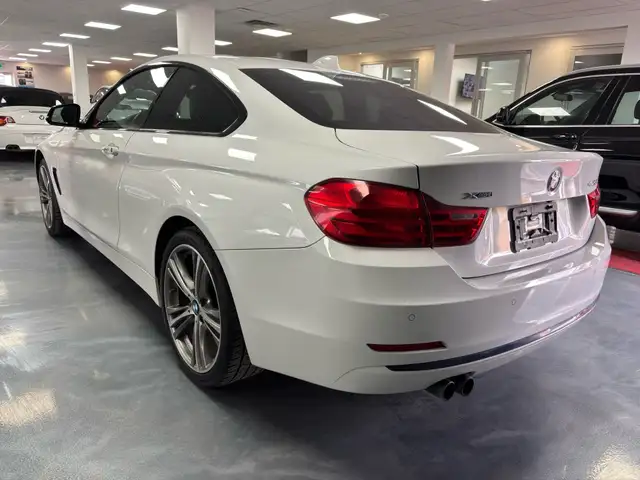 2014 BMW 4 Series Cpe 428i xDrive AWD in Cars & Trucks in Calgary - Image 5