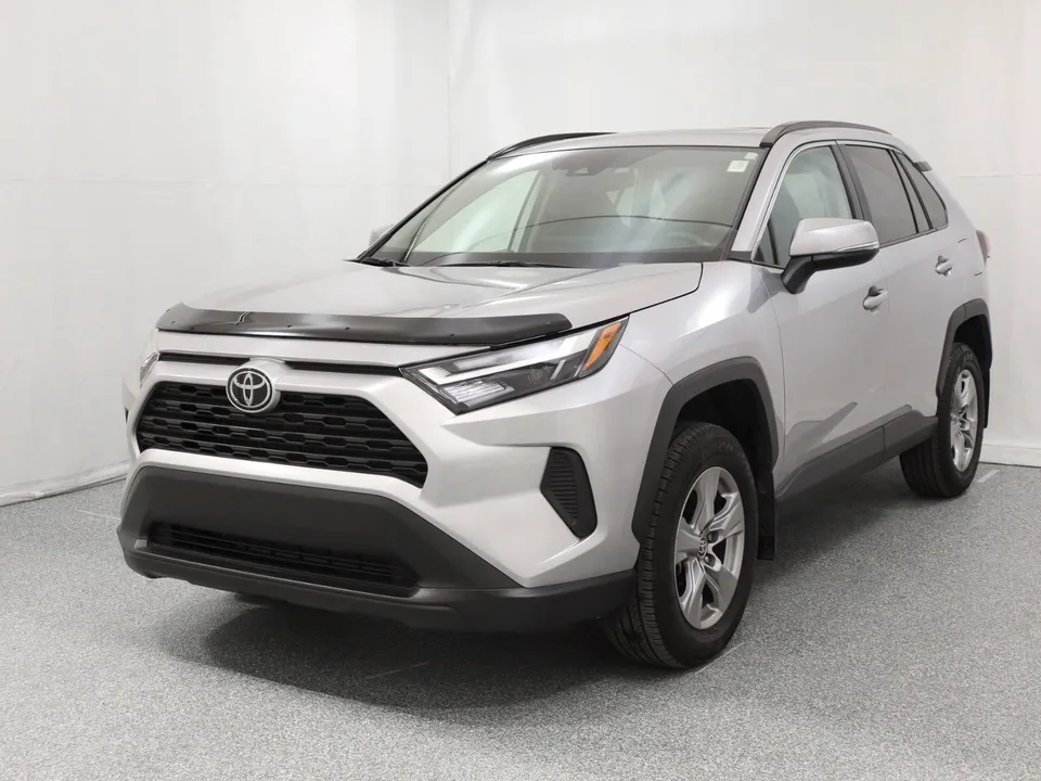 2022 Toyota RAV4 XLE AWD, CARTPLAY, ANDROID AUTO, TOIT OUVRANT,