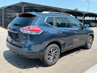 2016 NISSAN ROGUE SL PREMIUM AWD | BOSE SPEAKERS | 360 CAMERA | HEATED SEATS - Blind Spot monitoring... (image 6)