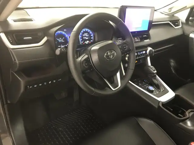 2024 Toyota RAV4 LIMITED in Cars & Trucks in Calgary - Image 5