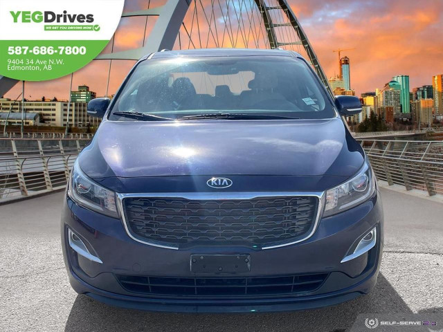 2020 Kia Sedona LX in Cars & Trucks in Edmonton - Image 2