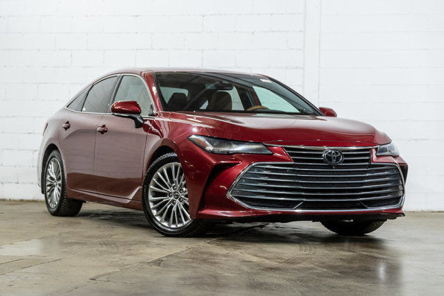 2020 Toyota Avalon Limited | Premium | Affichage tête haute in Cars & Trucks in City of Montréal