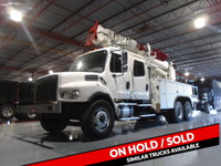  2005 Freightliner M2 Altec Digger/Bucket,Cat motor.