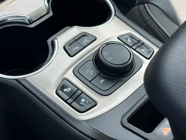 2024 GMC Terrain in Cars & Trucks in City of Toronto - Image 15
