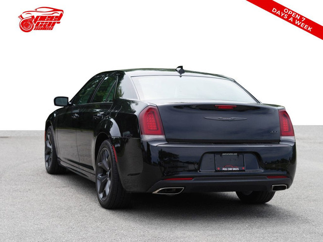 2022 Chrysler 300 Touring L | Apple Carplay | Alloys | Backup Ca in Cars & Trucks in Mississauga / Peel Region - Image 3
