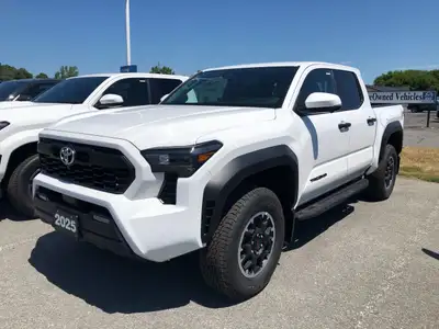 TRD OFF ROAD PREMIUM Engine: 2.4L TURBO 4cyl. L/100Km City: 9.8 L/100Km Hwy: 7.84