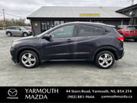 Sunroof, Leather Seats, Low Kms, Navigation System, Heated Seats, Air Conditioning, Lane Assist, Cru... (image 4)